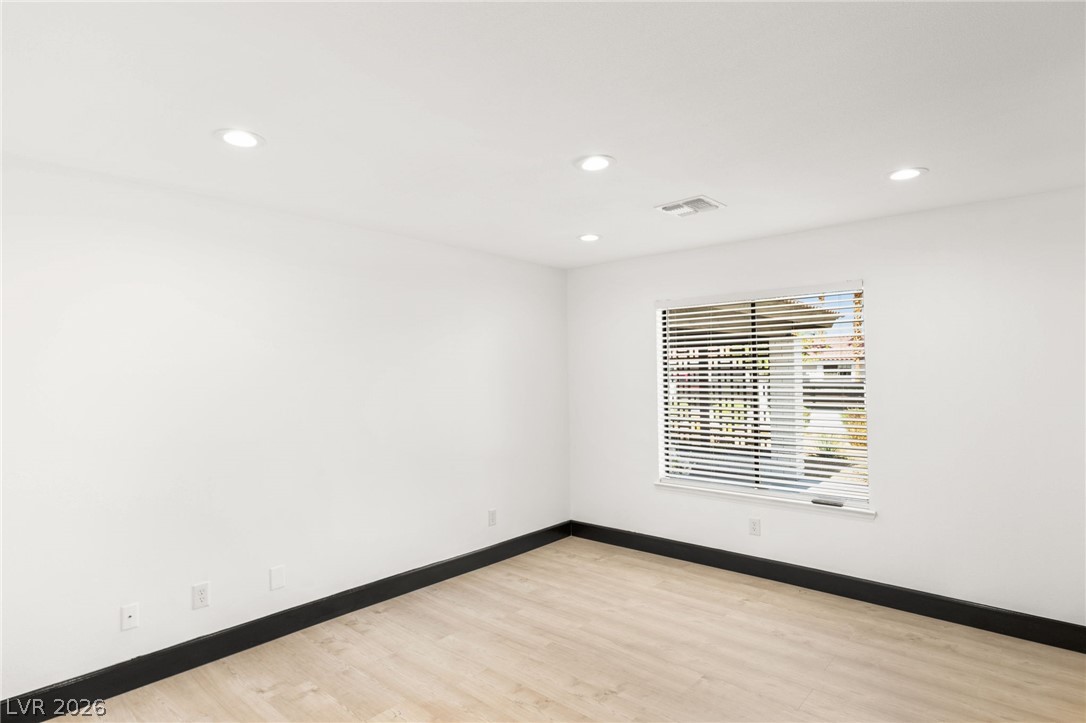 2840 Duneville Street Las Vegas NV 89146