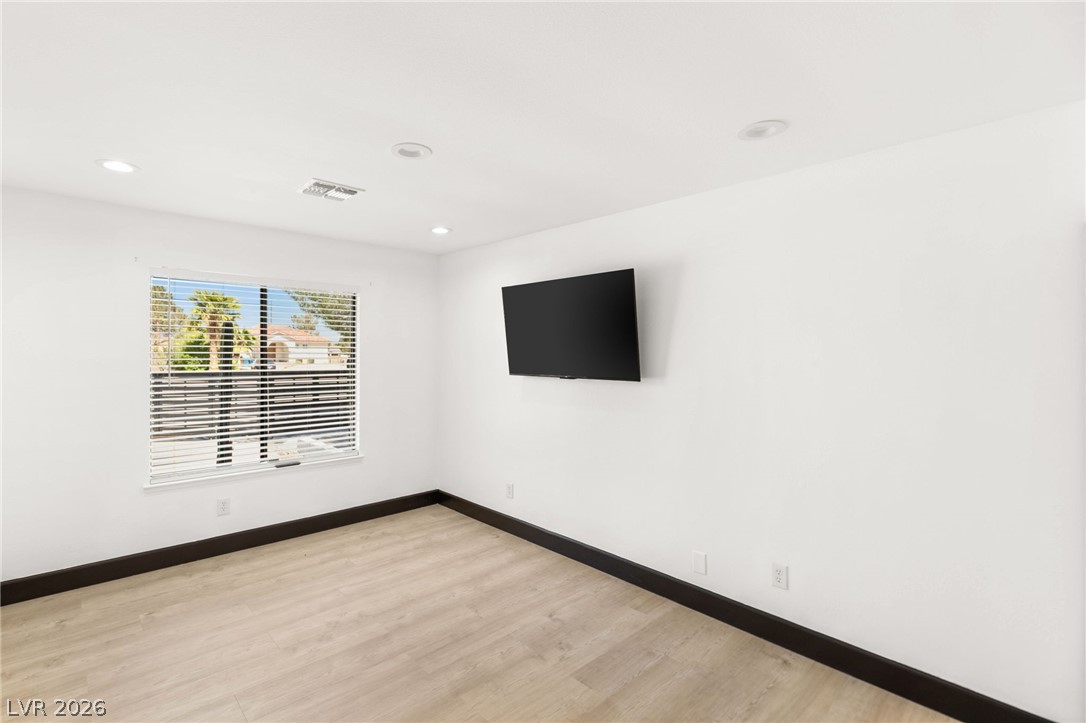 2840 Duneville Street Las Vegas NV 89146
