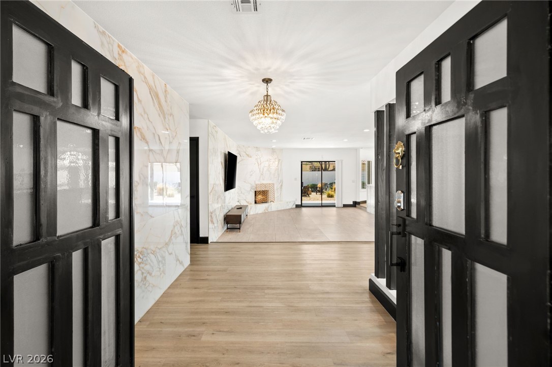 2840 Duneville Street Las Vegas NV 89146
