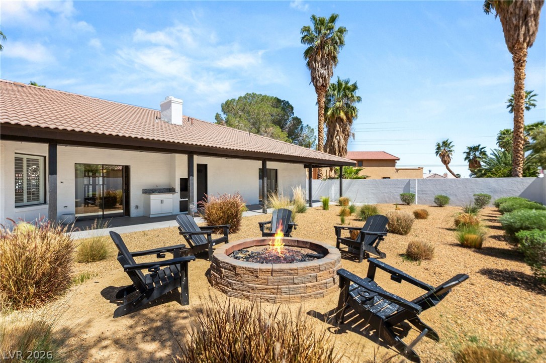 2840 Duneville Street Las Vegas NV 89146