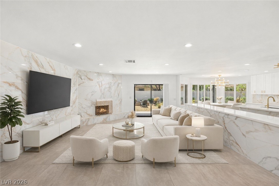 2840 Duneville Street Las Vegas NV 89146