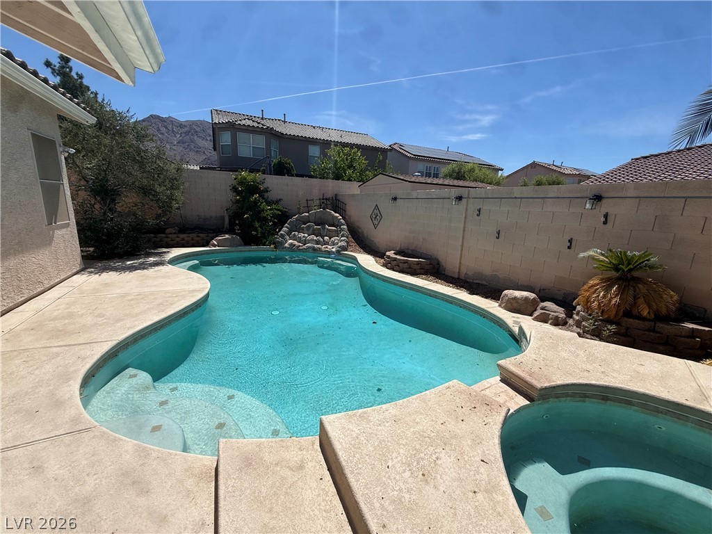 6389 Elizabethtown Avenue Las Vegas NV 89110
