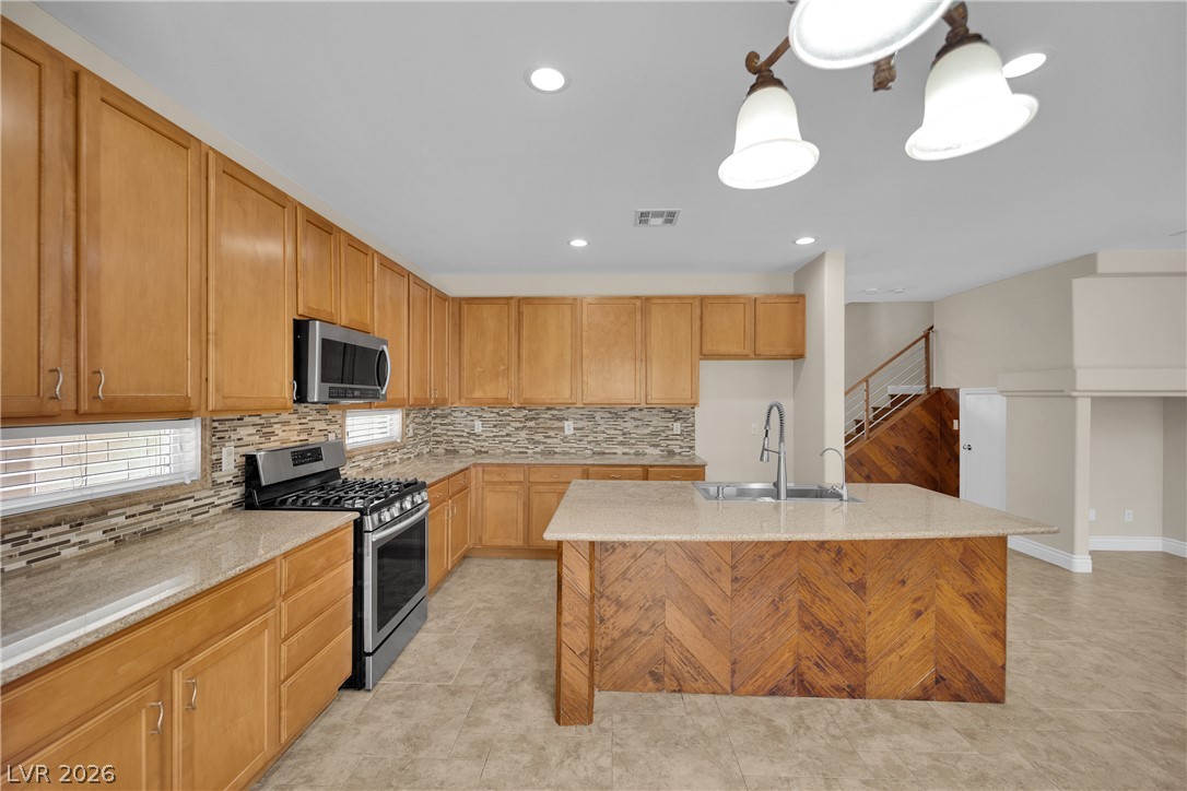 2613 Oscar Mariano Avenue North Las Vegas NV 89032