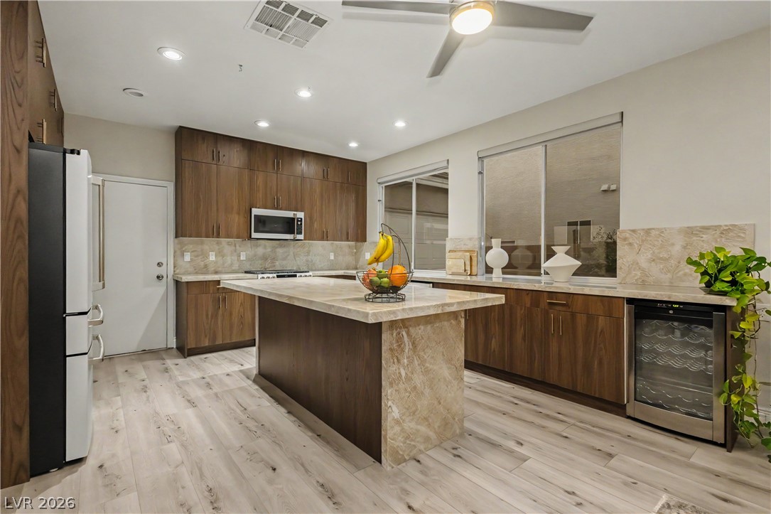 904 Sir Winston Street Henderson NV 89052