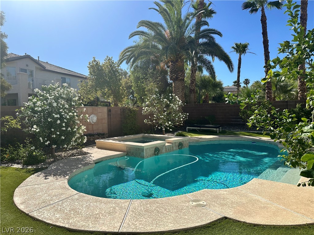 904 Sir Winston Street Henderson NV 89052