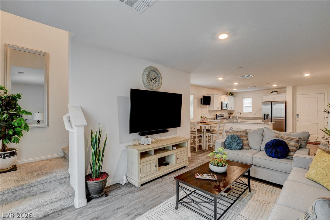 2872 Atomic Tangerine Way 4 Las Vegas NV 89183