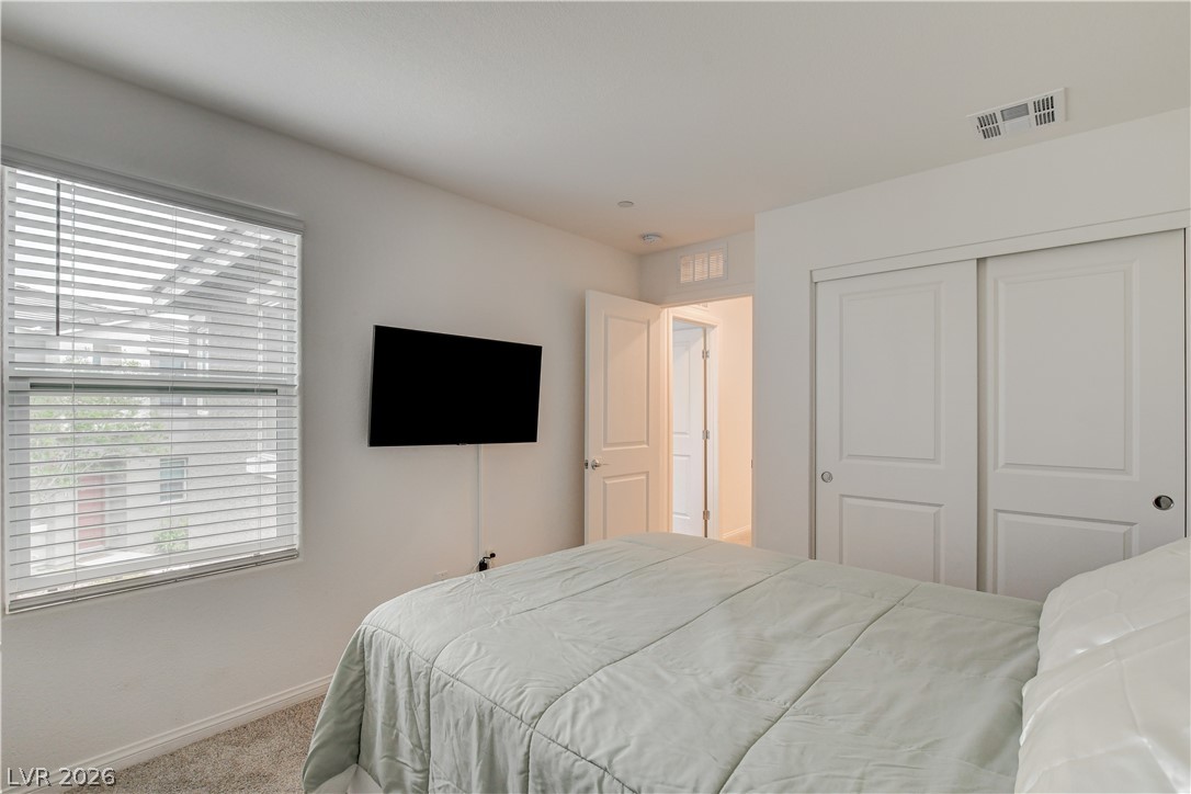 2872 Atomic Tangerine Way 4 Las Vegas NV 89183