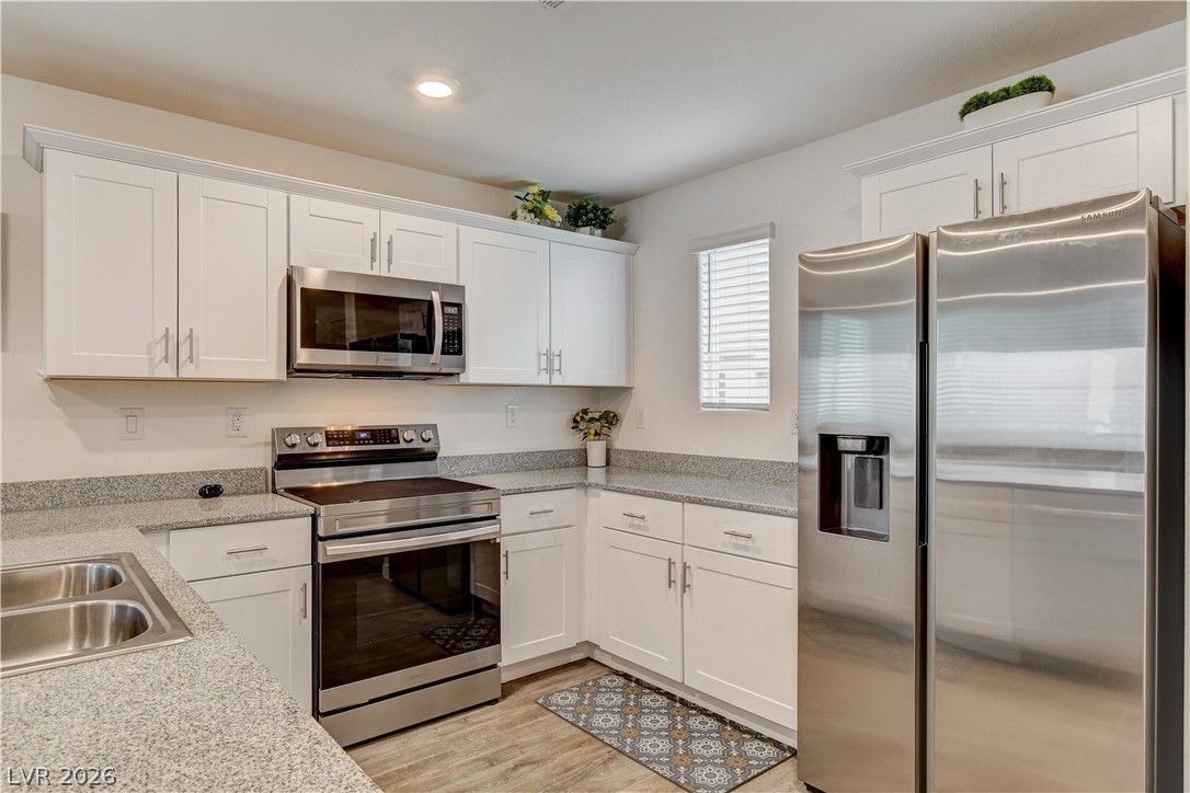 2872 Atomic Tangerine Way 4 Las Vegas NV 89183