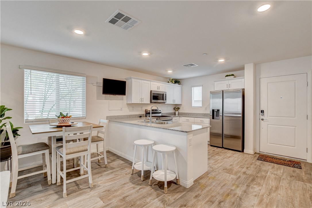 2872 Atomic Tangerine Way 4 Las Vegas NV 89183