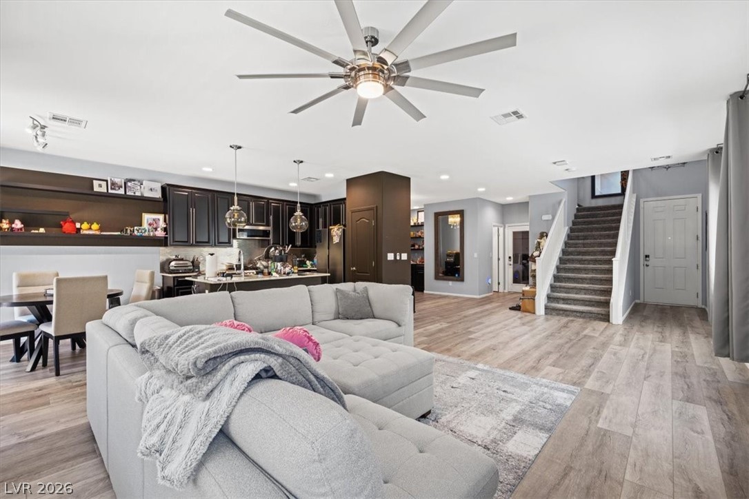 10861 Woods Hole Bay Las Vegas NV 89179