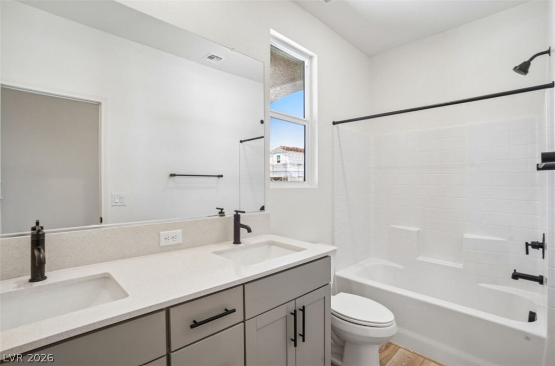 4049 Zebra Cactus Avenue Las Vegas NV 89139