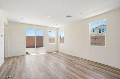 4049 Zebra Cactus Avenue Las Vegas NV 89139