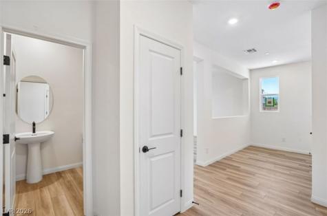 4049 Zebra Cactus Avenue Las Vegas NV 89139