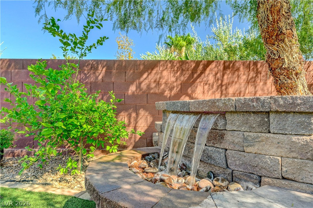 5483 Alden Bend Drive Las Vegas NV 89135