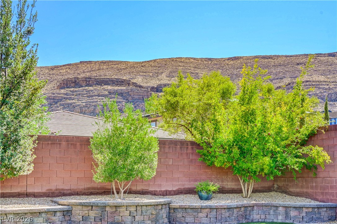 5483 Alden Bend Drive Las Vegas NV 89135