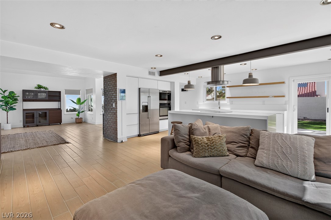 3320 Canyon Lake Drive Las Vegas NV 89117