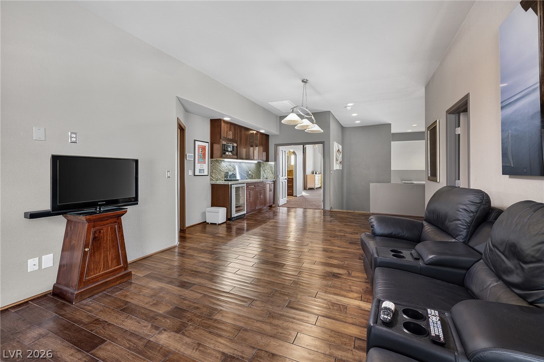 8721 Double Eagle Drive Las Vegas NV 89117