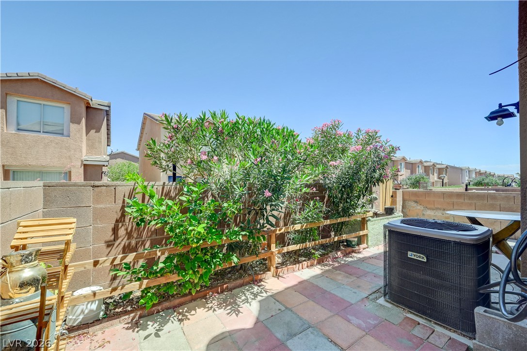 4096 Rocky Beach Drive Las Vegas NV 89115