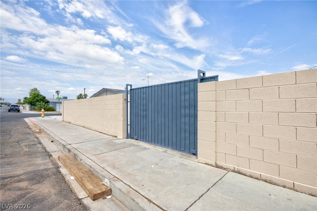 6121 Sonoma Circle Las Vegas NV 89107