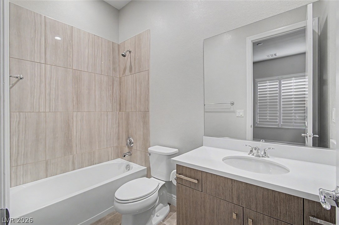 9868 Gemstone Sunset Avenue Las Vegas NV 89148