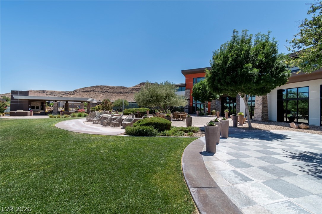 9868 Gemstone Sunset Avenue Las Vegas NV 89148