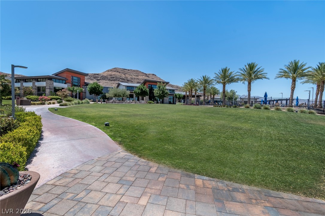 9868 Gemstone Sunset Avenue Las Vegas NV 89148