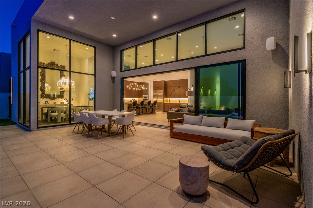 10824 Agate Cliffs Avenue Las Vegas NV 89135