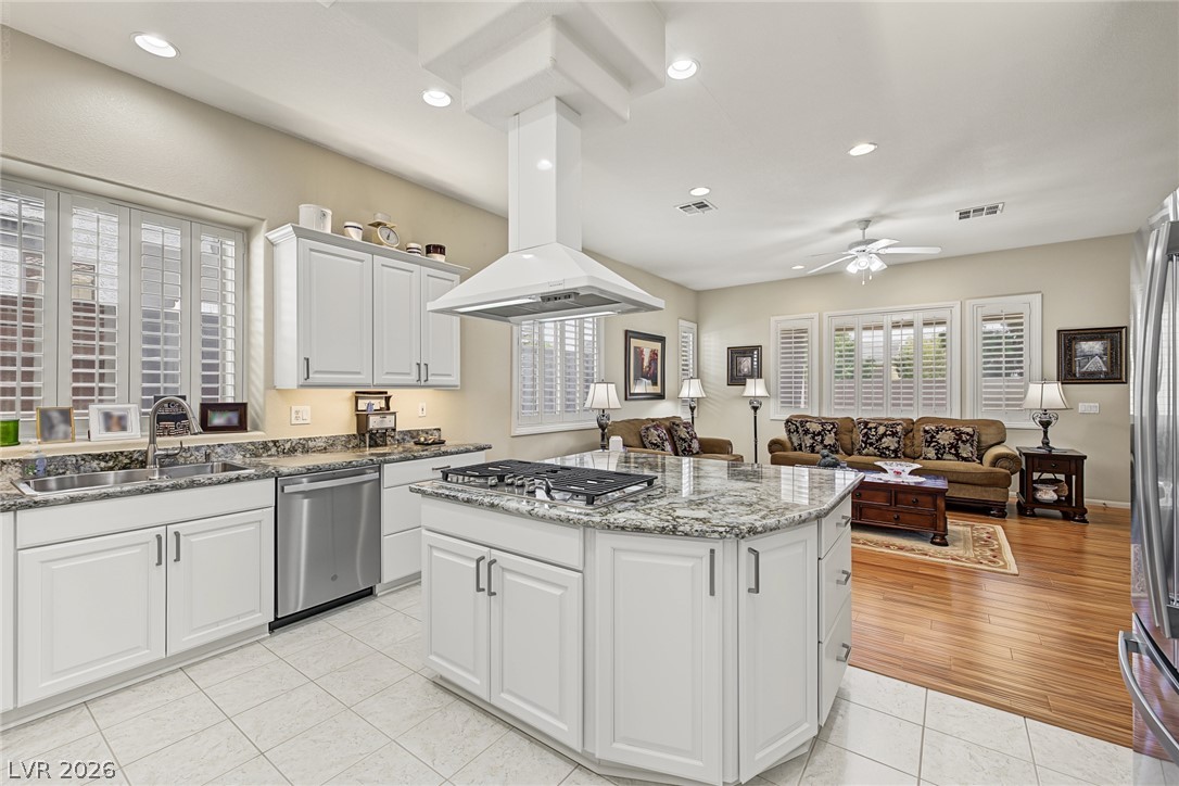 7118 Prairie Flower Street Las Vegas NV 89131