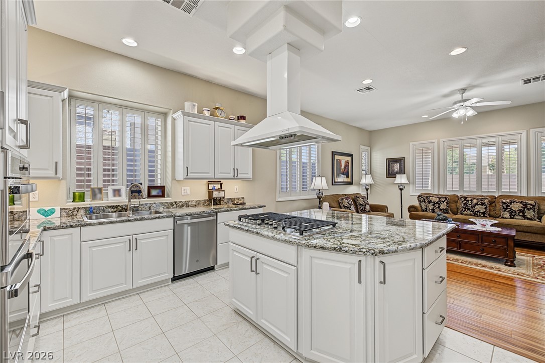 7118 Prairie Flower Street Las Vegas NV 89131