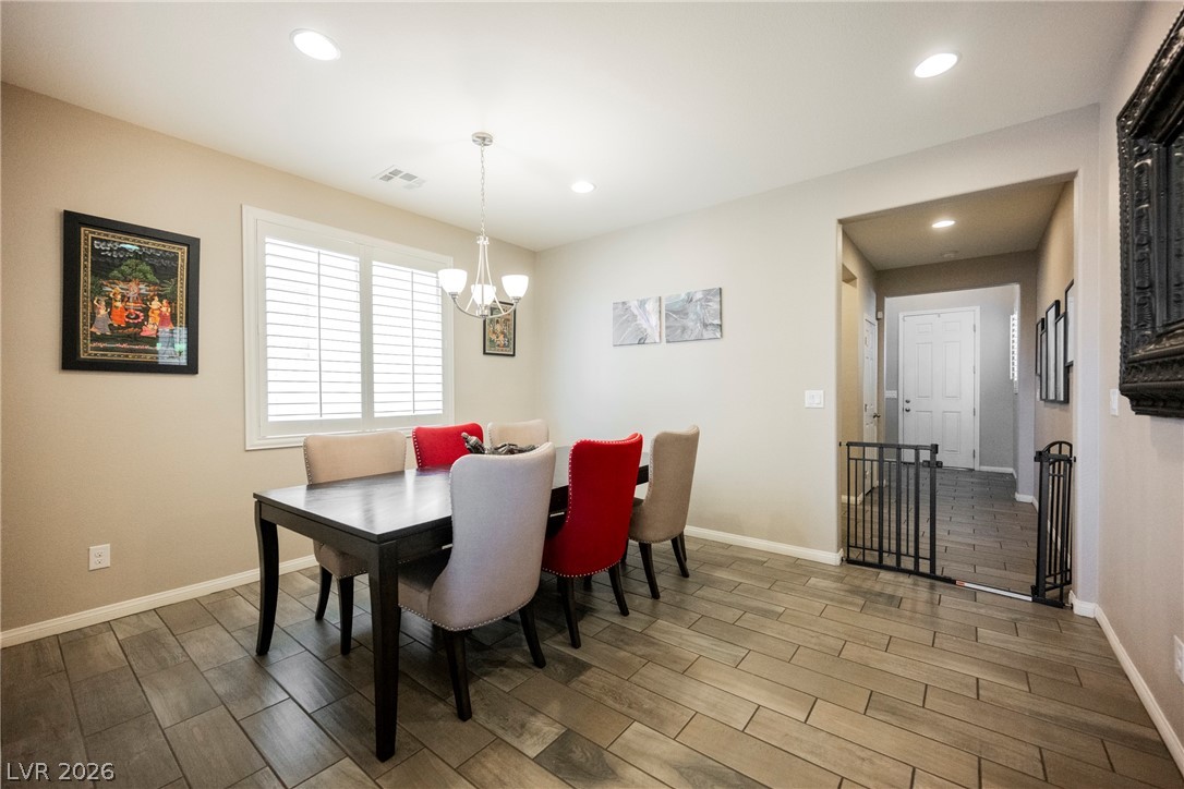 8034 Ponderosa Hill Street Las Vegas NV 89113