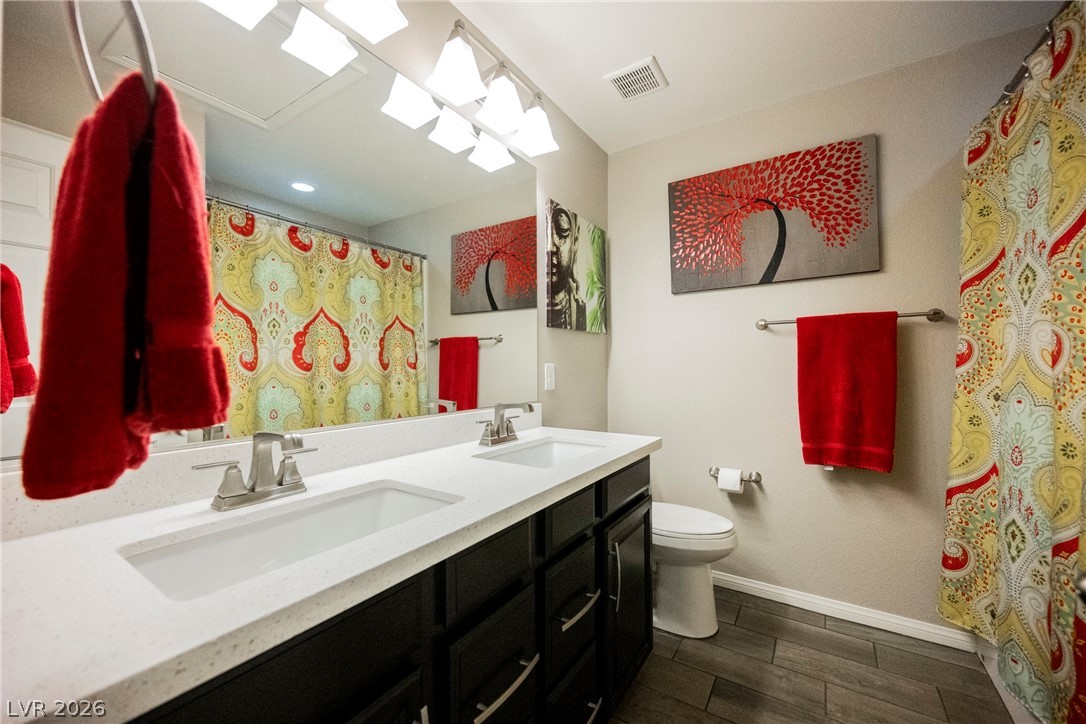 8034 Ponderosa Hill Street Las Vegas NV 89113
