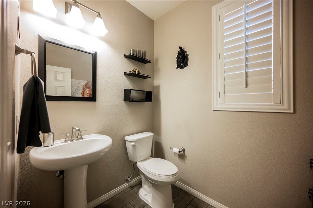 8034 Ponderosa Hill Street Las Vegas NV 89113