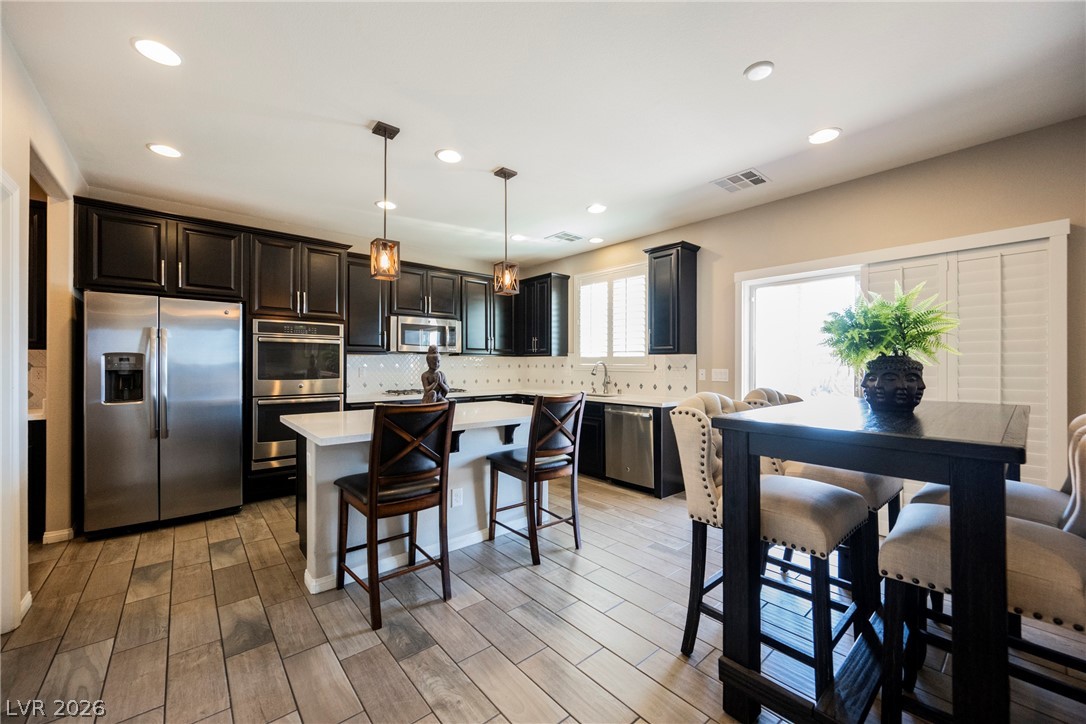 8034 Ponderosa Hill Street Las Vegas NV 89113