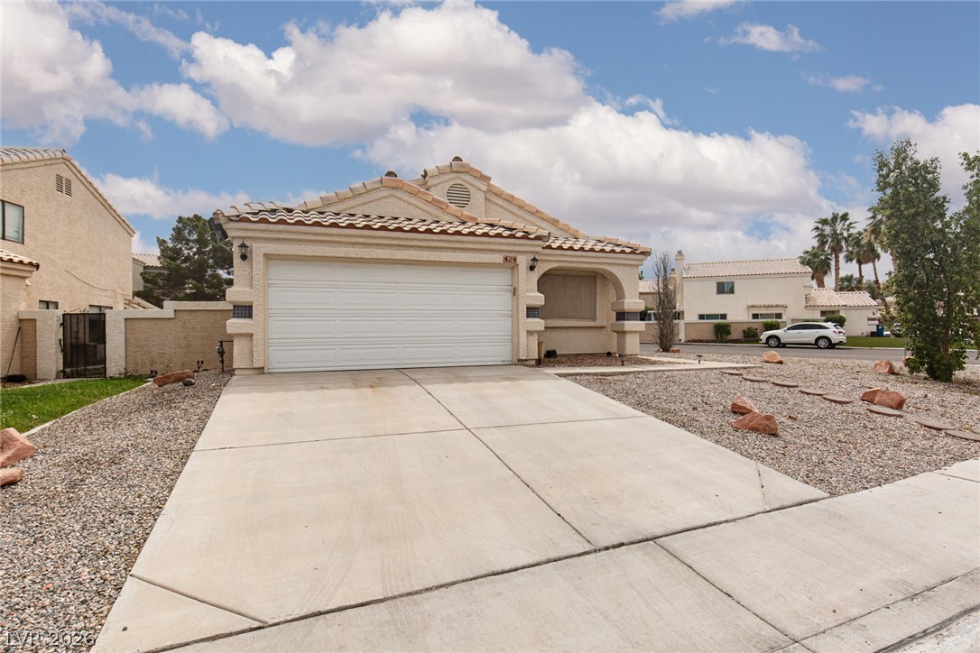 352 Lander Drive Henderson NV 89074