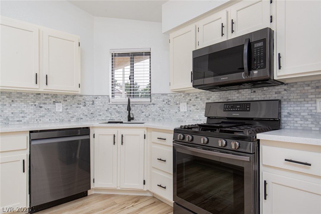 352 Lander Drive Henderson NV 89074