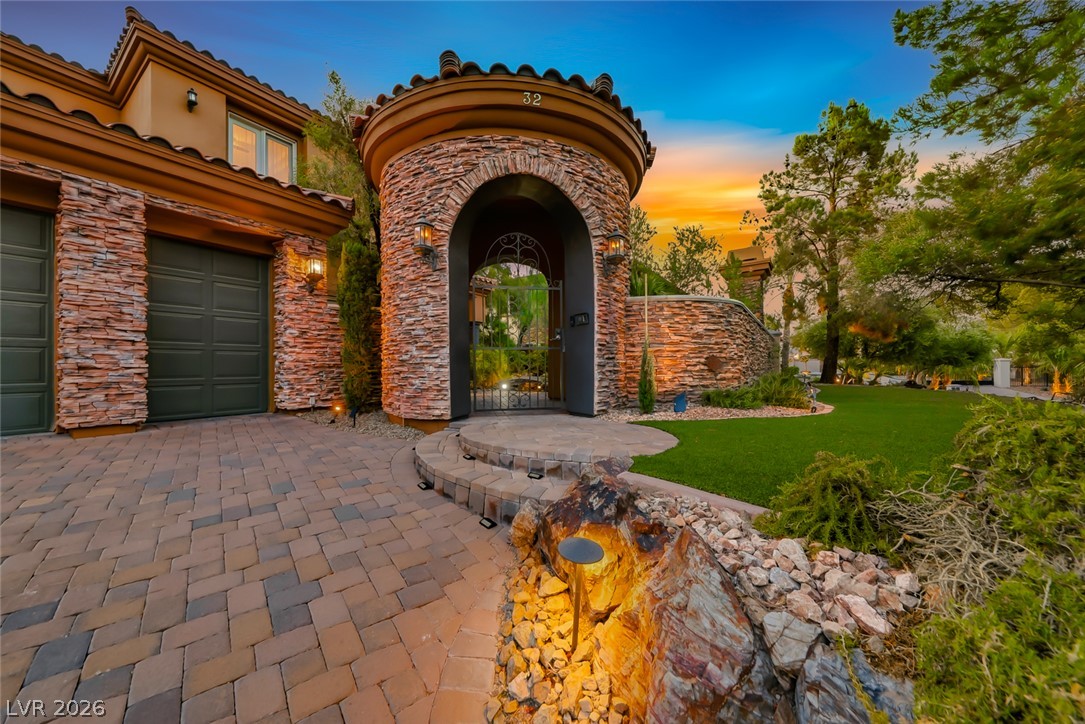 32 Via Siena Place Henderson NV 89011