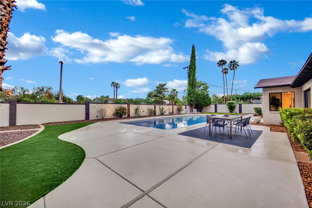 1244 Park Circle Las Vegas NV 89102
