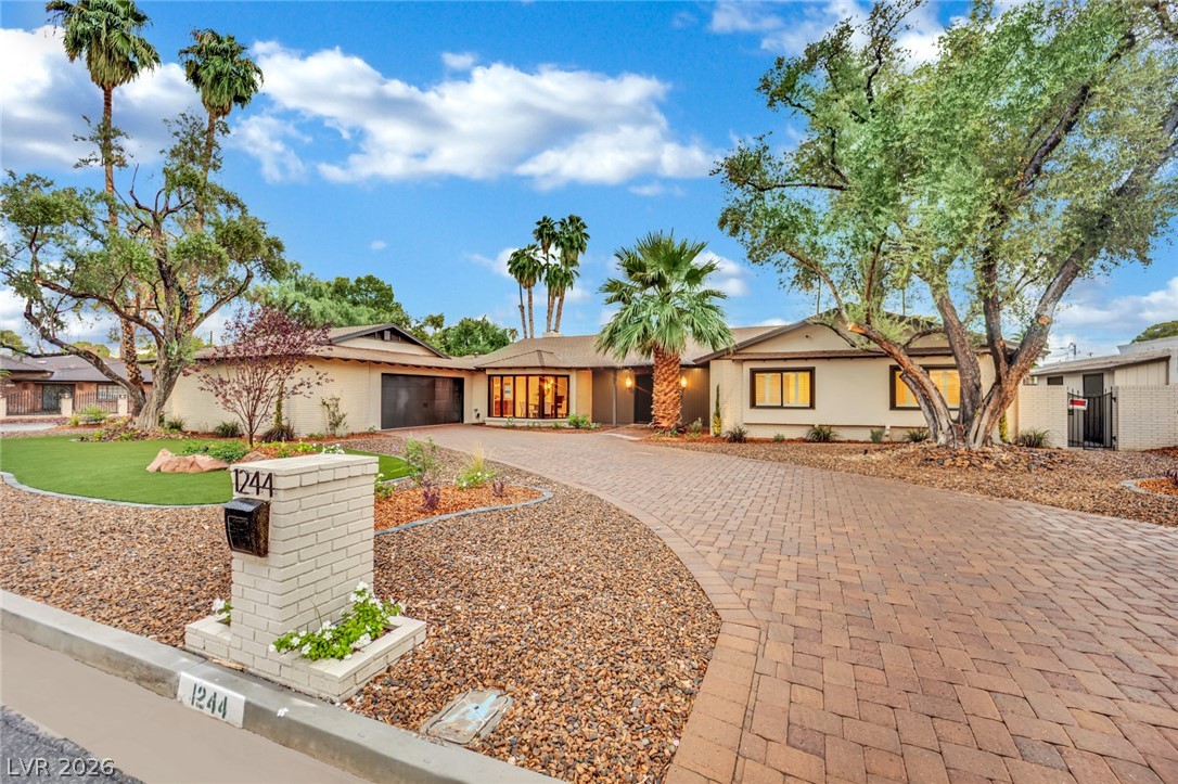 1244 Park Circle Las Vegas NV 89102