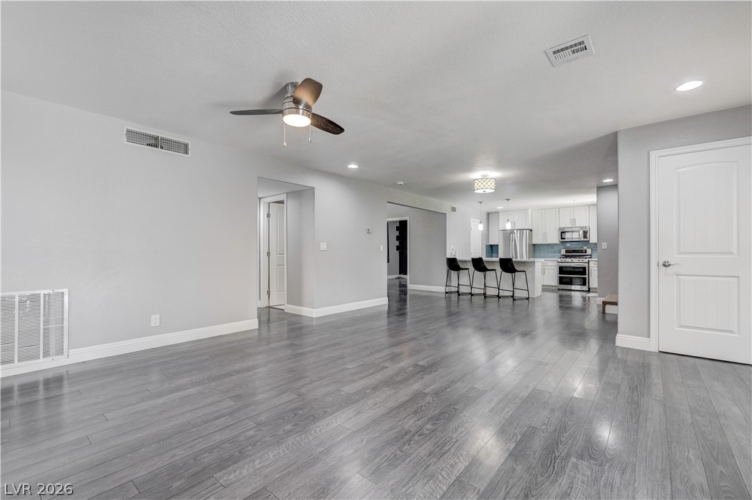 4377 Hallendale Drive Las Vegas NV 89147