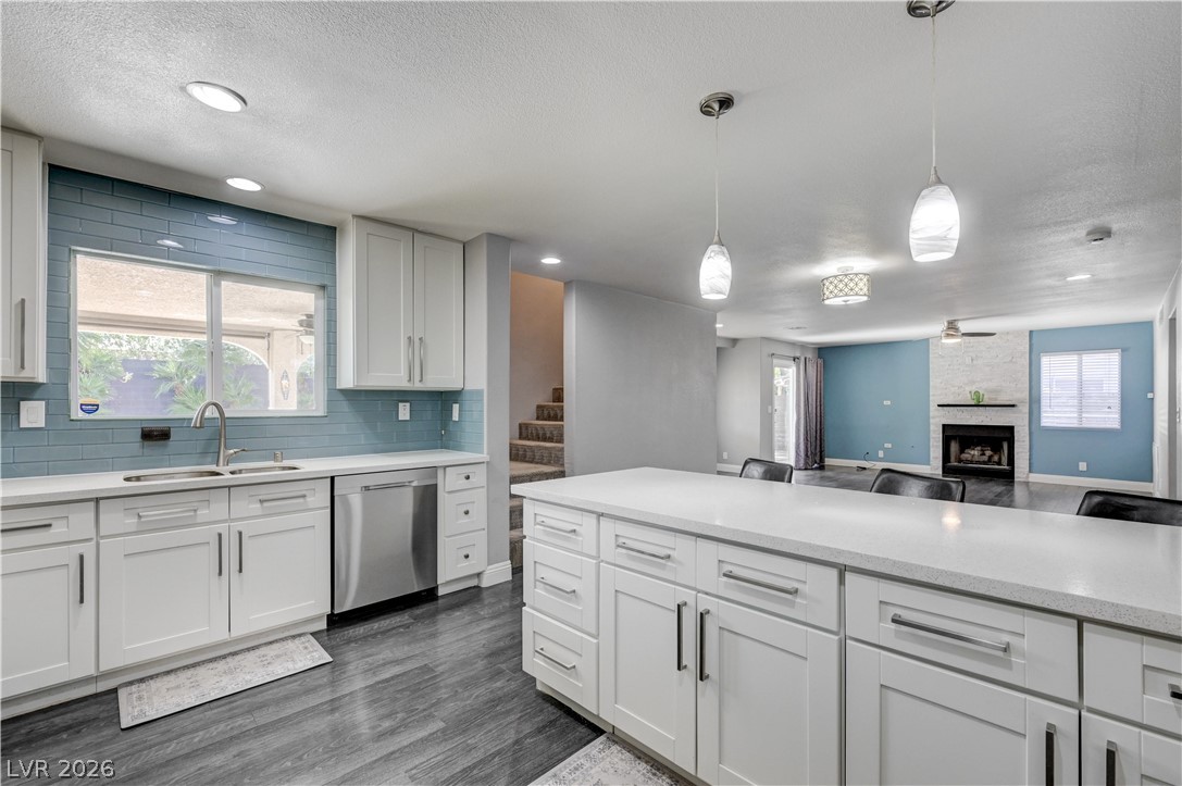 4377 Hallendale Drive Las Vegas NV 89147