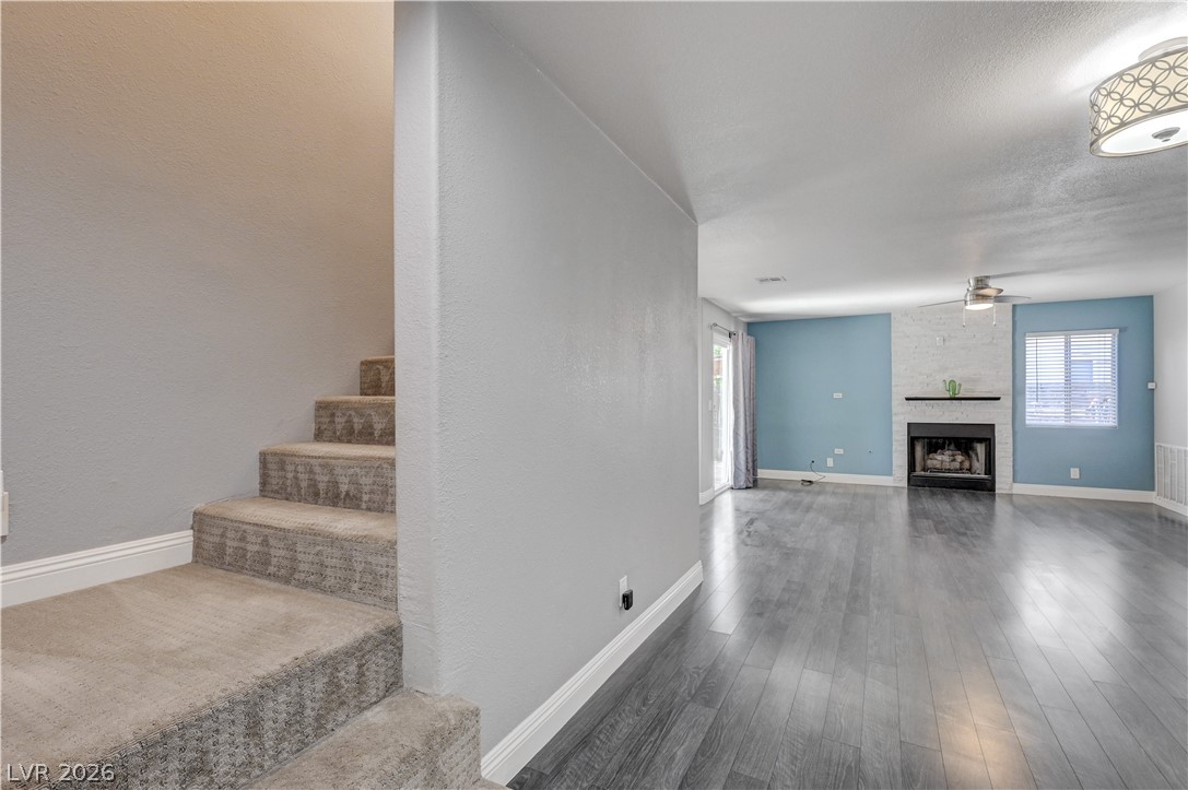 4377 Hallendale Drive Las Vegas NV 89147