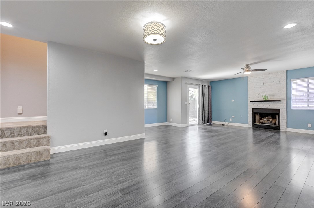 4377 Hallendale Drive Las Vegas NV 89147