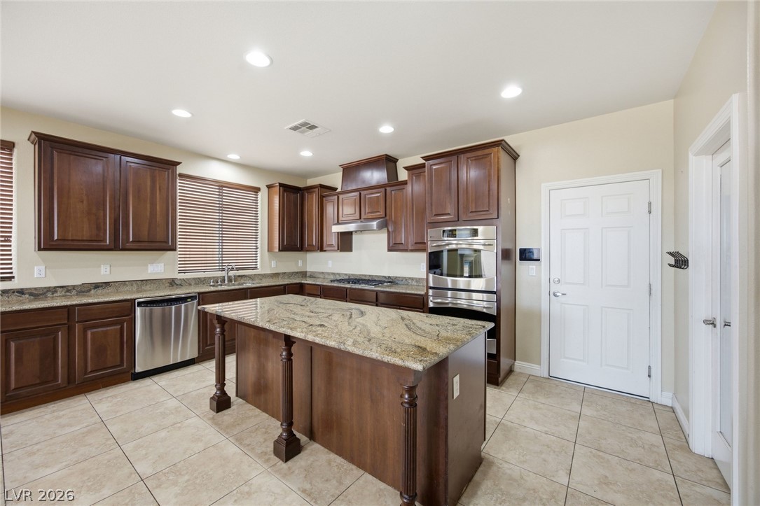 10235 Radcliffe Peak Avenue Las Vegas NV 89166
