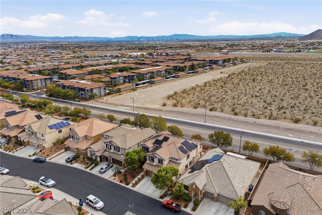 10235 Radcliffe Peak Avenue Las Vegas NV 89166