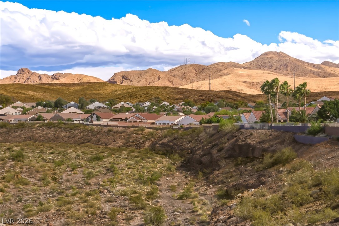 2260 Dogwood Ranch Avenue Henderson NV 89052