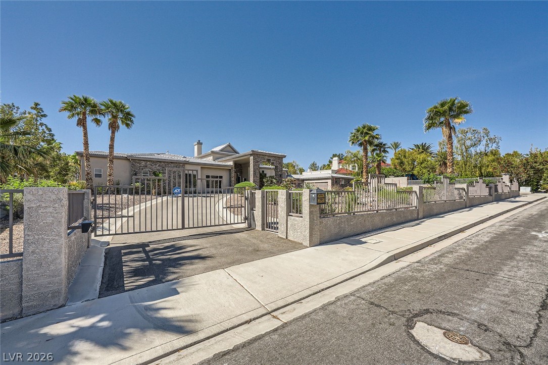 7901 Obannon Drive Las Vegas NV 89117