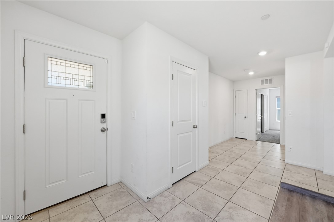 8370 Vinamala Avenue Las Vegas NV 89149