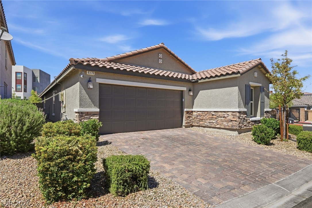 8370 Vinamala Avenue Las Vegas NV 89149