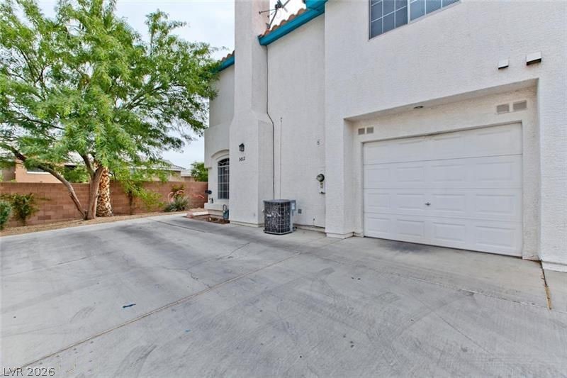 5012 Sublight Avenue Las Vegas NV 89108