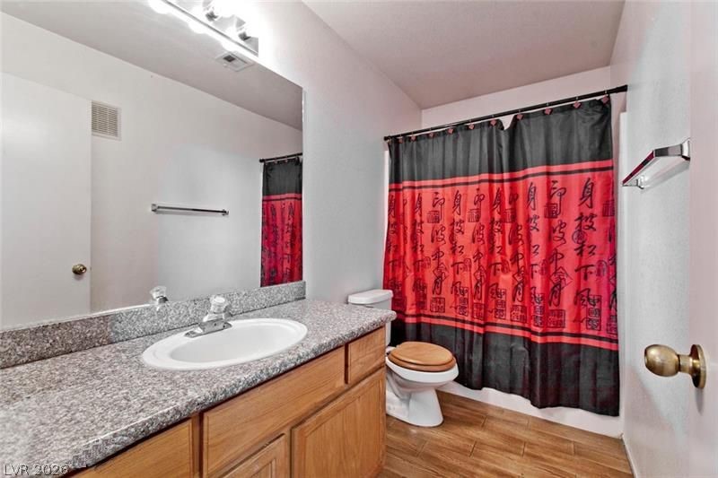 5012 Sublight Avenue Las Vegas NV 89108
